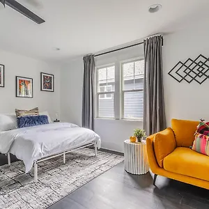 Capitol Hill Cutie Apartment